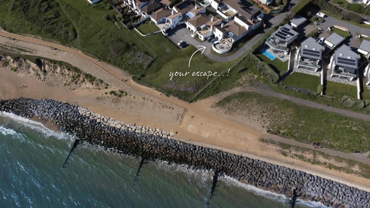 Needles Point Villa Milford on Sea Exterior photo